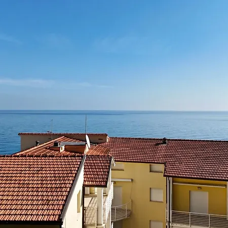 N276 - Numana, Bilocale Fronte Spiaggiola Con Piscina Апартаменты *