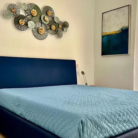 N276 - Numana, Bilocale Fronte Spiaggiola Con Piscina * Нумана