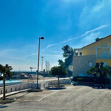 Lägenhet N276 - Numana, Bilocale Fronte Spiaggiola Con Piscina *