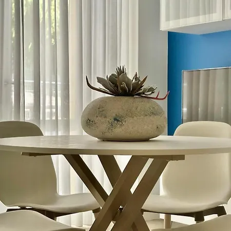 N276 - Numana, Bilocale Fronte Spiaggiola Con Piscina * Numana