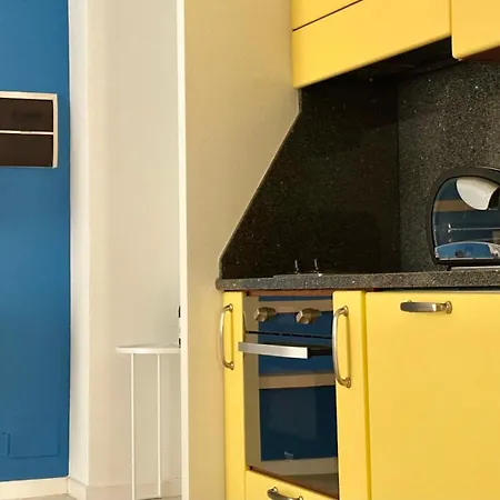 N276 - Numana, Bilocale Fronte Spiaggiola Con Piscina *